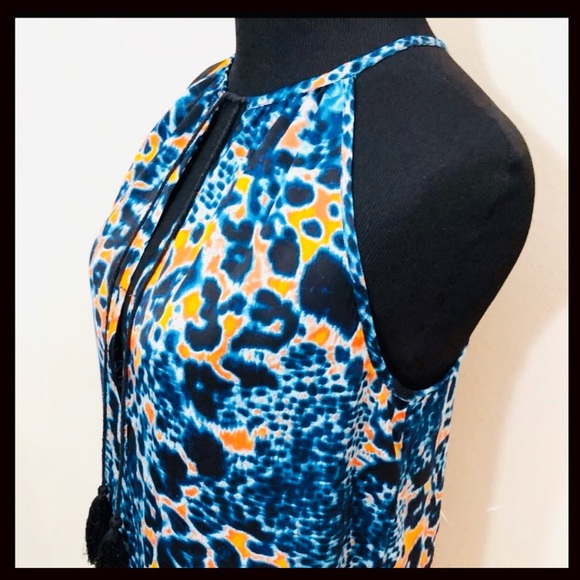 Kensie Halter Top - Picture 3 of 8